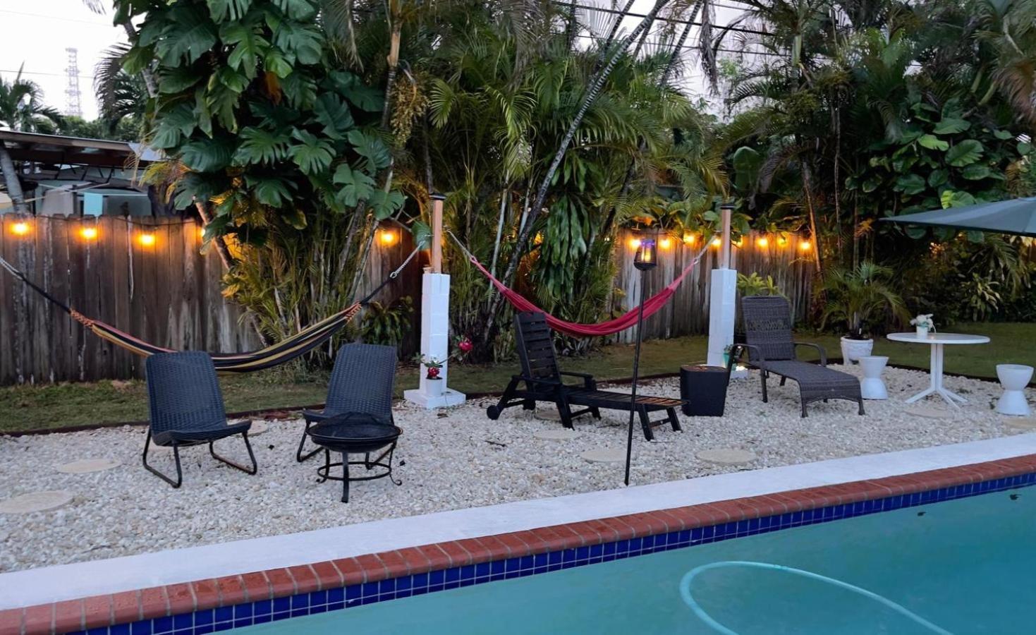 Holiday home Pool House Heated Swimming Pool Family Getaway
