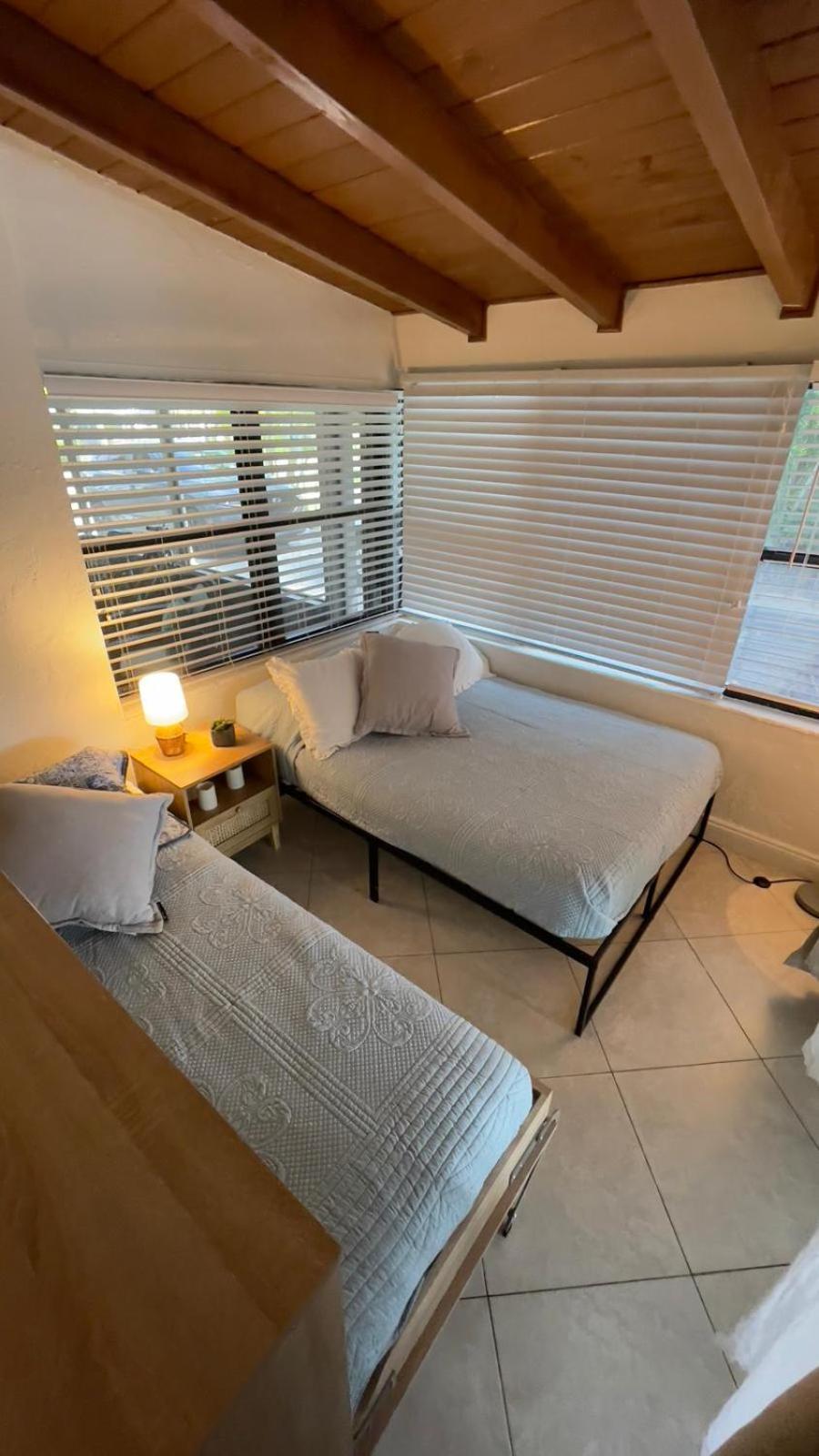 Holiday home Pool House Heated Swimming Pool Family Getaway *