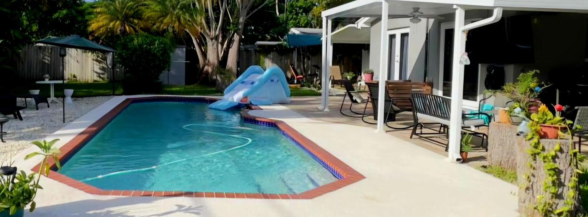 Pool House Heated Swimming Pool Family Getaway * Cutler Bay