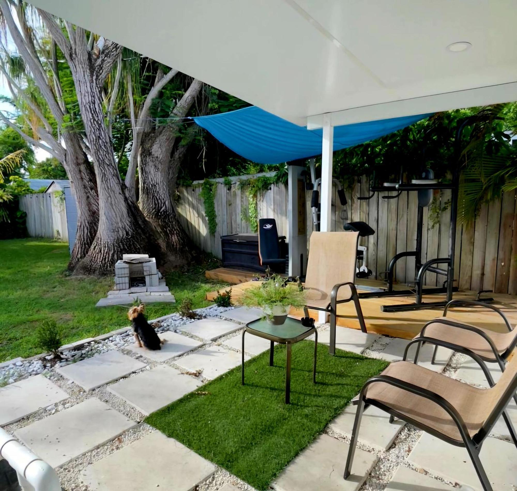 Pool House Heated Swimming Pool Family Getaway Holiday home