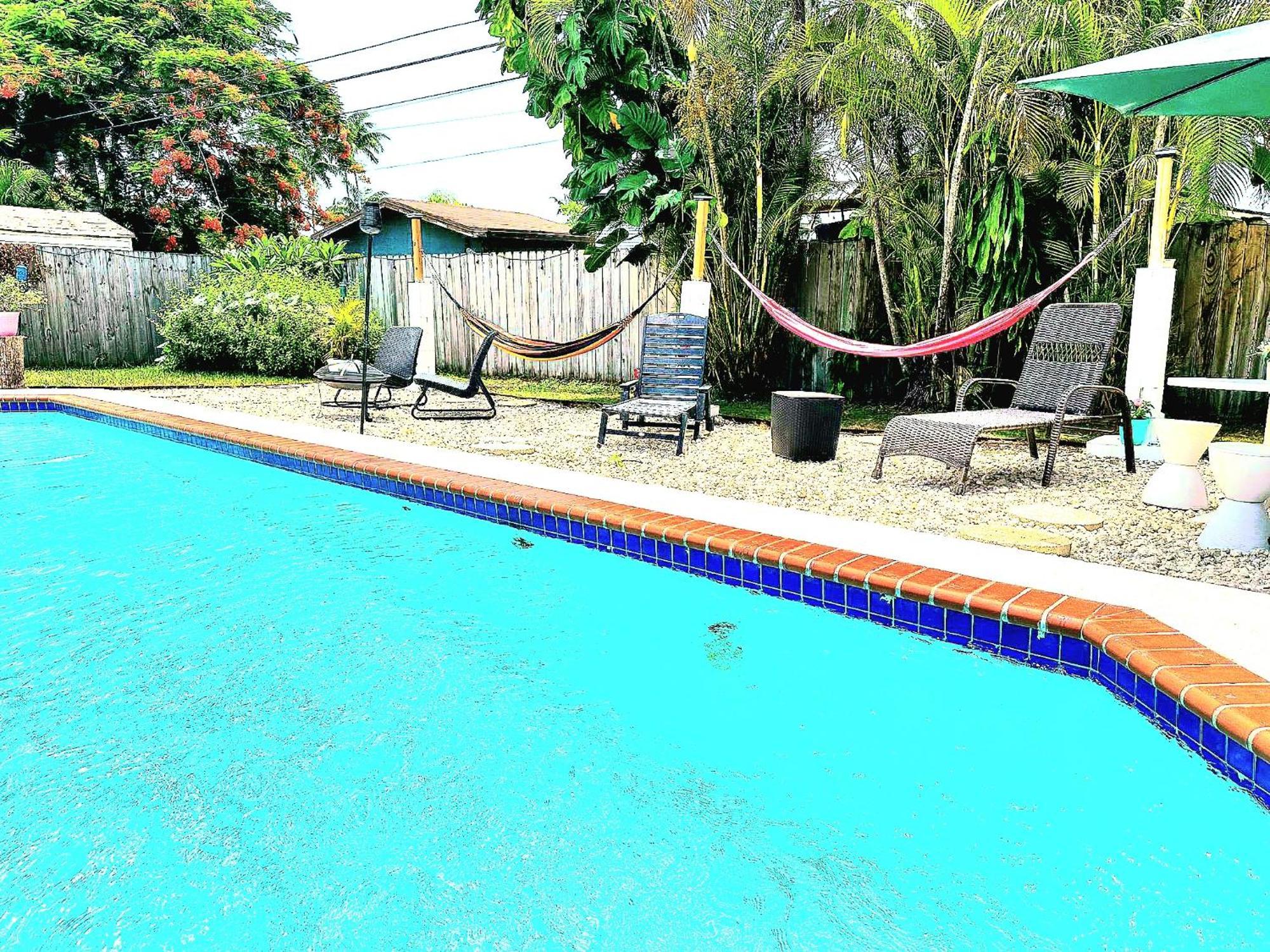 Pool House Heated Swimming Pool Family Getaway *